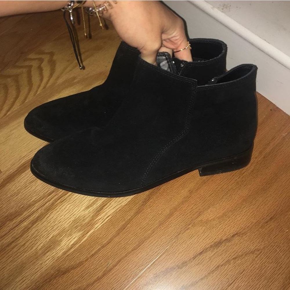 black booties